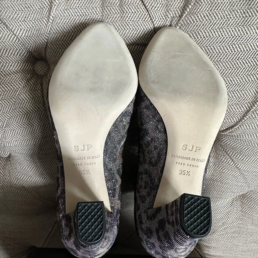 SJP by Sarah Jessica Parker | classic, zip-up ankle Minnie bootie. - Picture 5 of 5